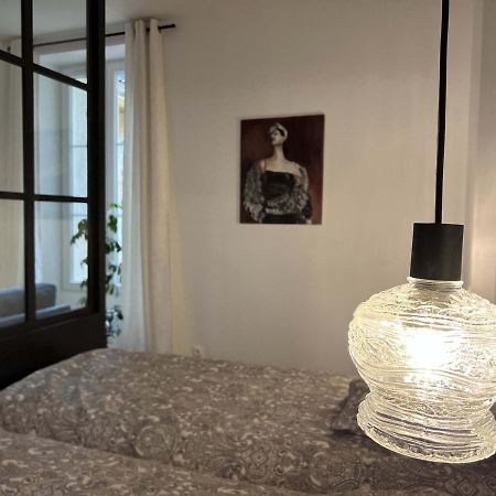 Bel Appartement Au Centre Du Vieux ชัวญี ภายนอก รูปภาพ