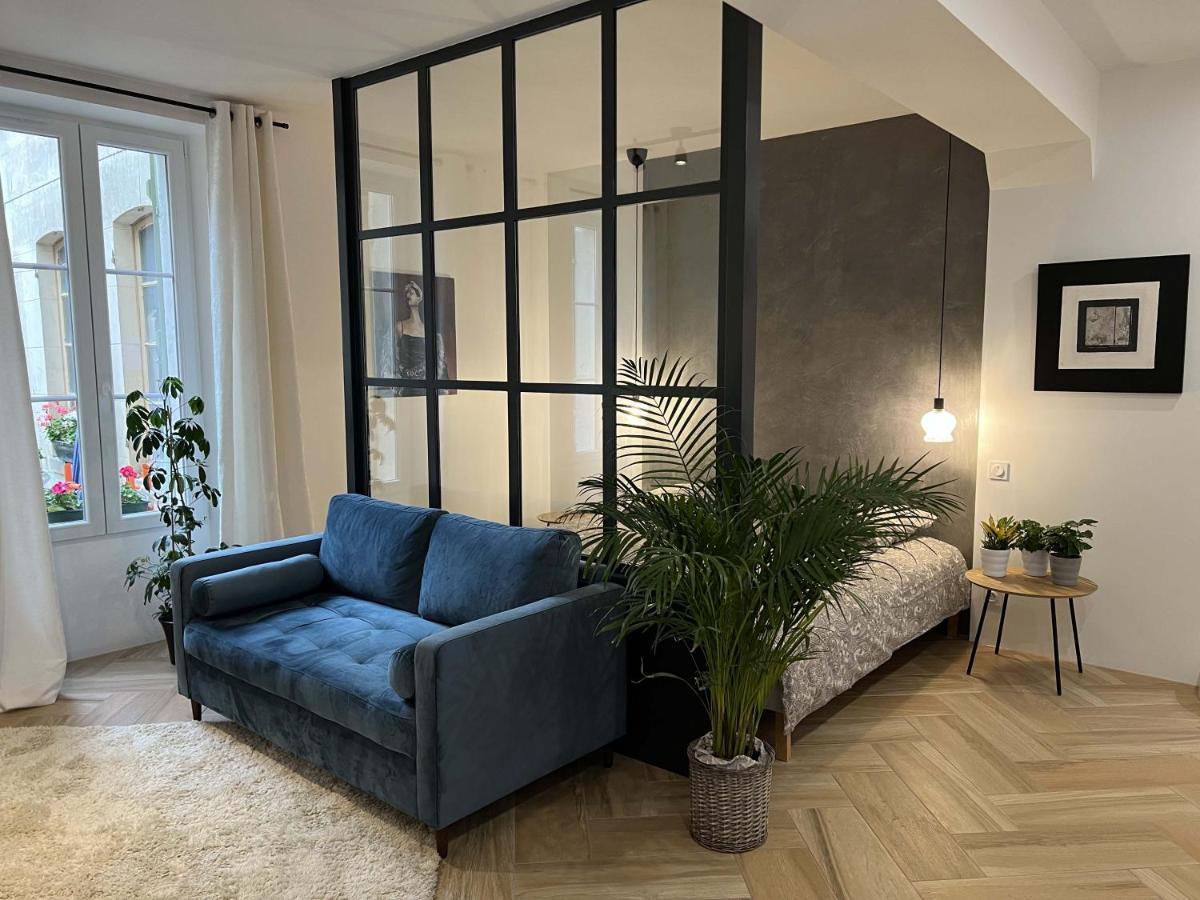 Bel Appartement Au Centre Du Vieux ชัวญี ภายนอก รูปภาพ