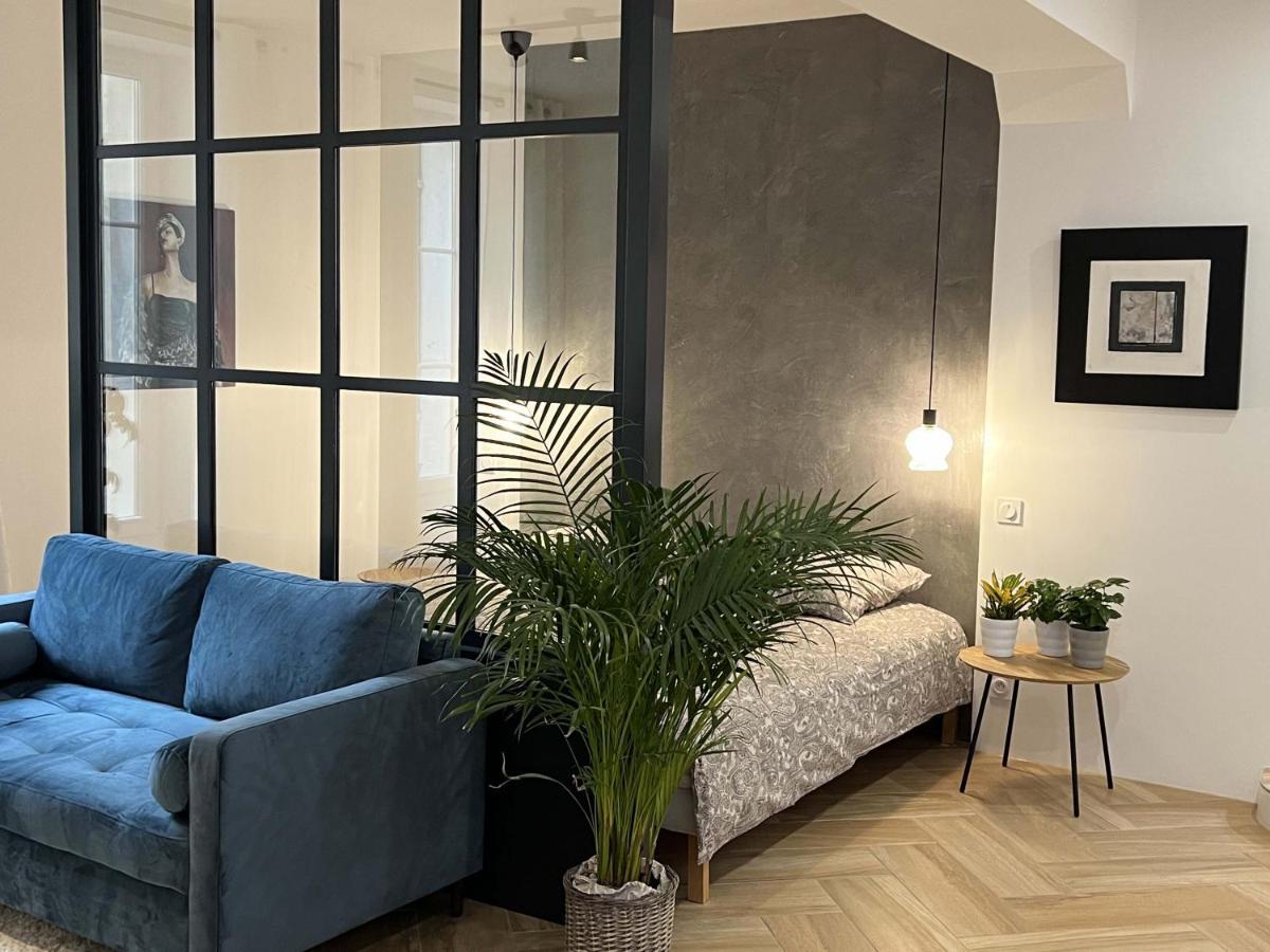 Bel Appartement Au Centre Du Vieux ชัวญี ภายนอก รูปภาพ